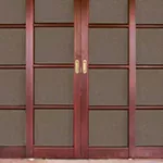 Двери филенчатые из массива сосны,  дуба,  бука,  ясеня