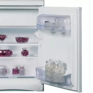 Холодильник Indesit TT 85 ищет себе новых хозяев.