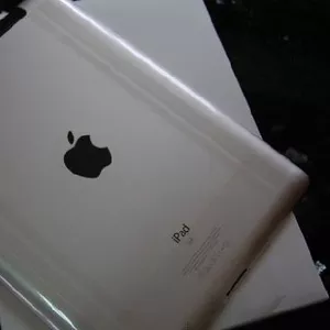 Apple IPAD 2 16GB,  32GB,  64GB (Wi-Fi + 3G)