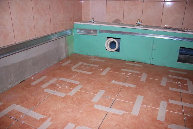Укладка плитки,  ремонт в ванной от 500 рублей  9