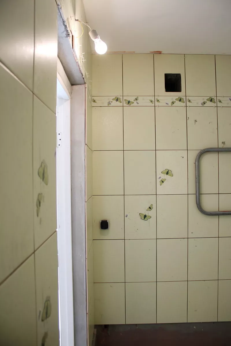 Укладка плитки,  ремонт в ванной от 500 рублей  15