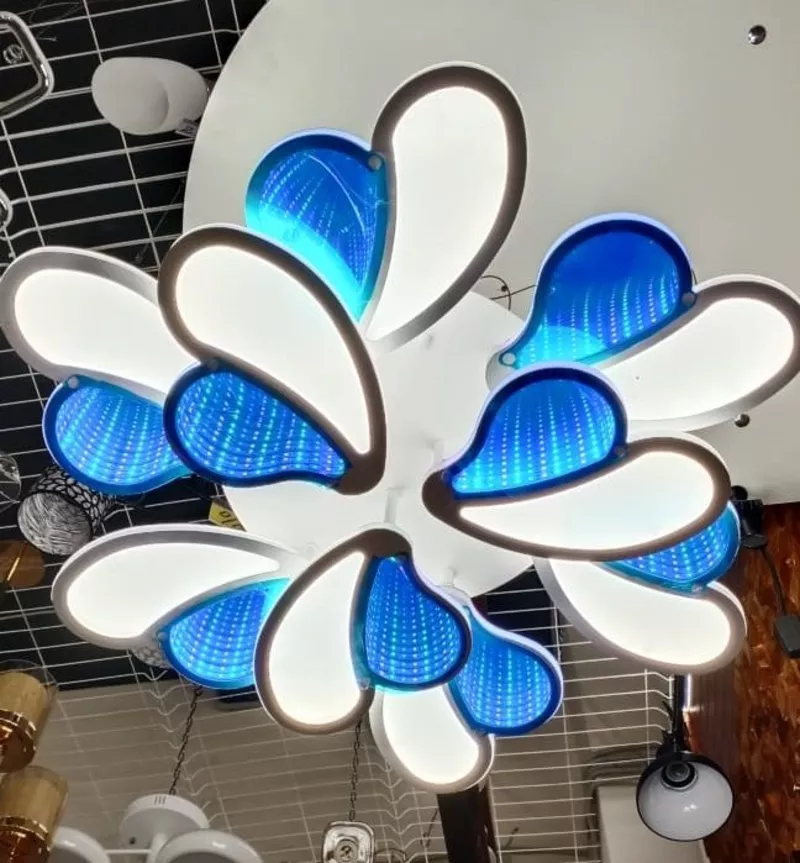 Люстра светодиодная 3D Лепесток с пультом ДУ 3